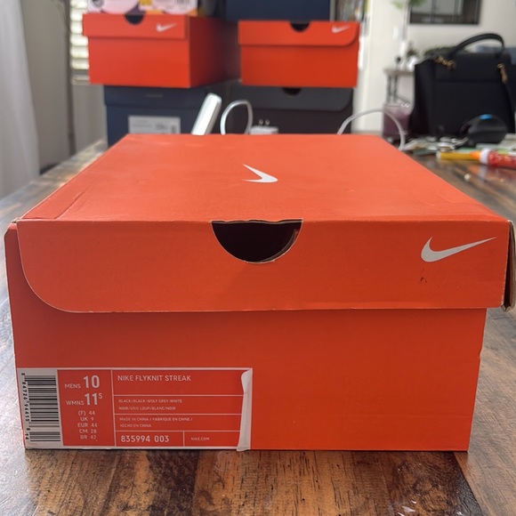 Nike Flyknit Streak Oreo - Picture 7 of 7